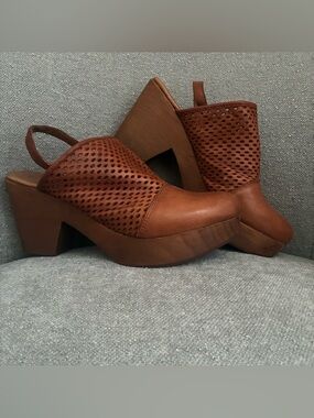 Free People Logan Perforated Leather Slingback Clogs, Cognac Brown, Size 38